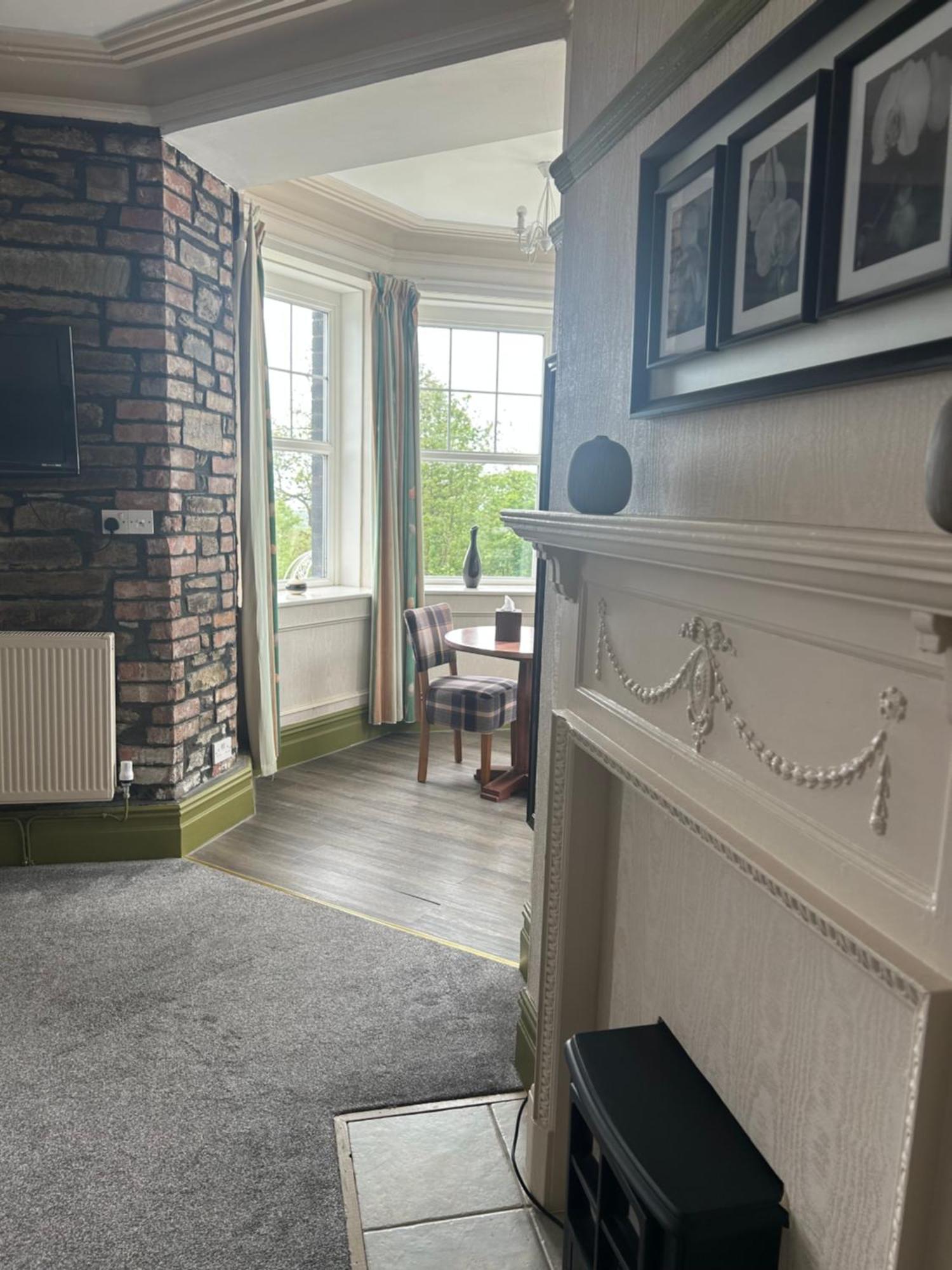 Broadway House Bed & Breakfast Laugharne Exterior foto